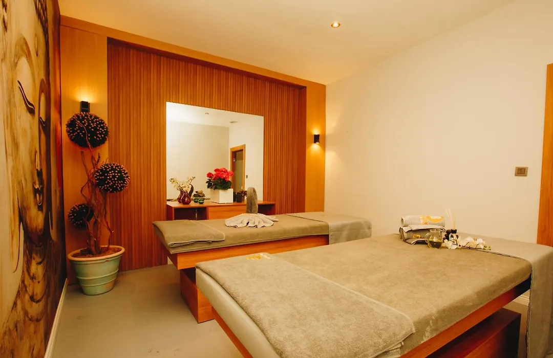 Double Bond Hotel Spa-1