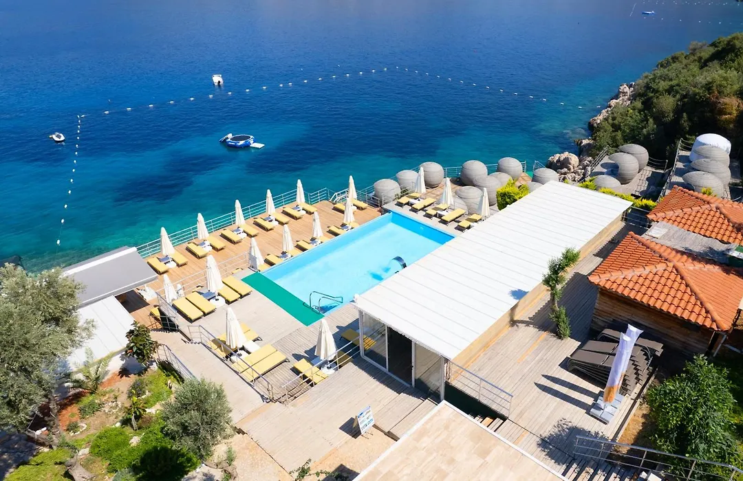 Greenbeach Hotel-1