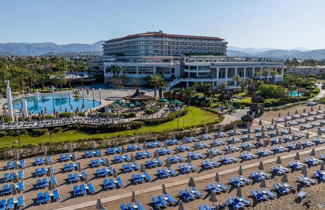 Starlight Resort Hotel-1