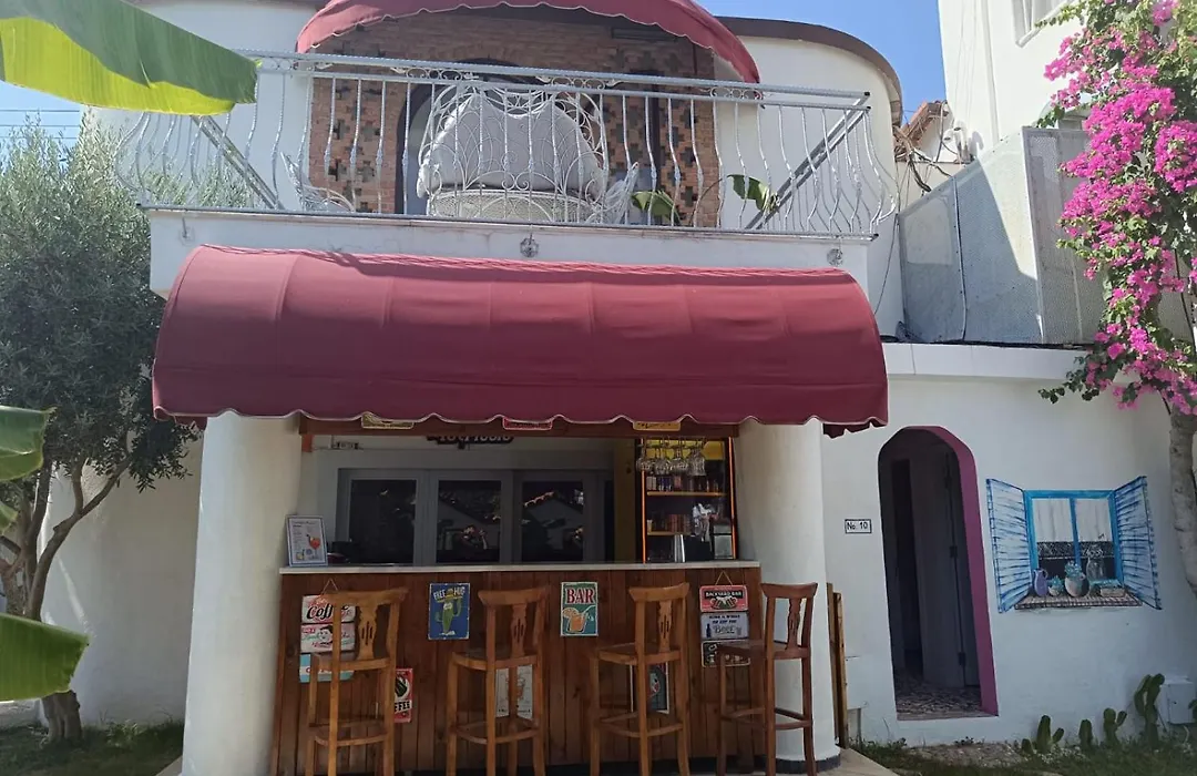 La Brezza Suite & Hotel-1