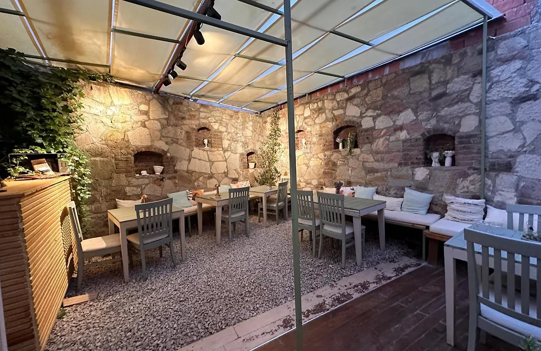 Hanole Guest House-1