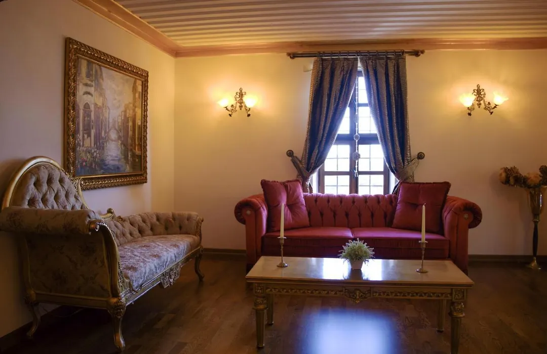 Konak Macha Boutique & Lounge Otel-1