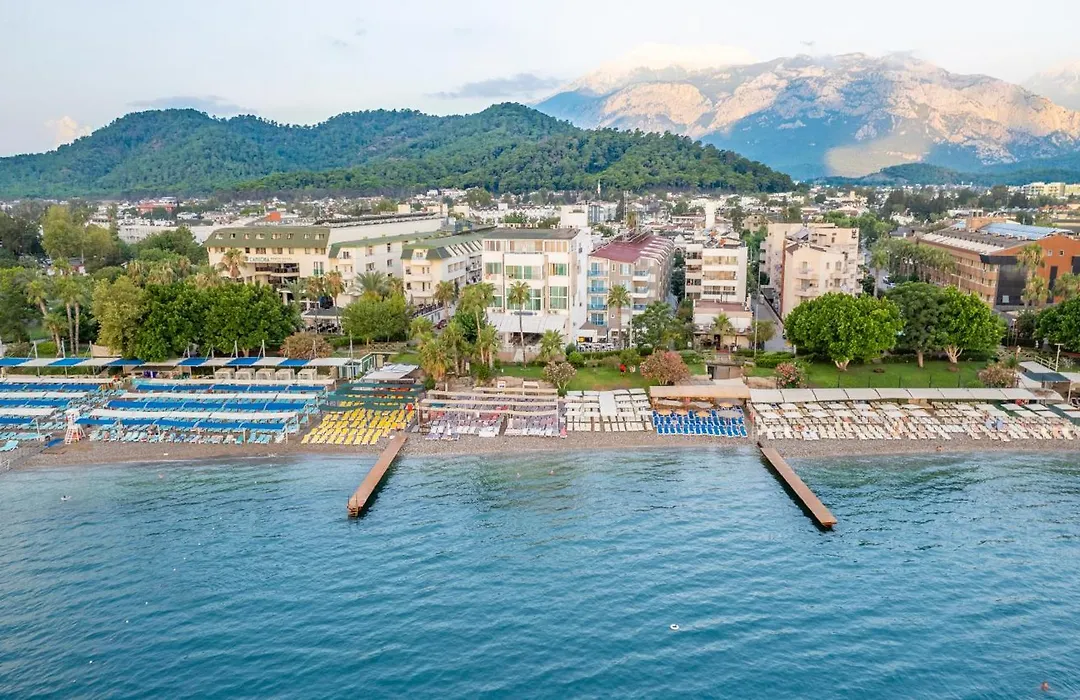 Viking Beach Hotel&Spa-1