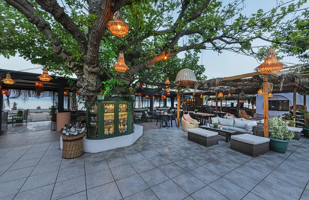 Kıraz Beach Otel-1