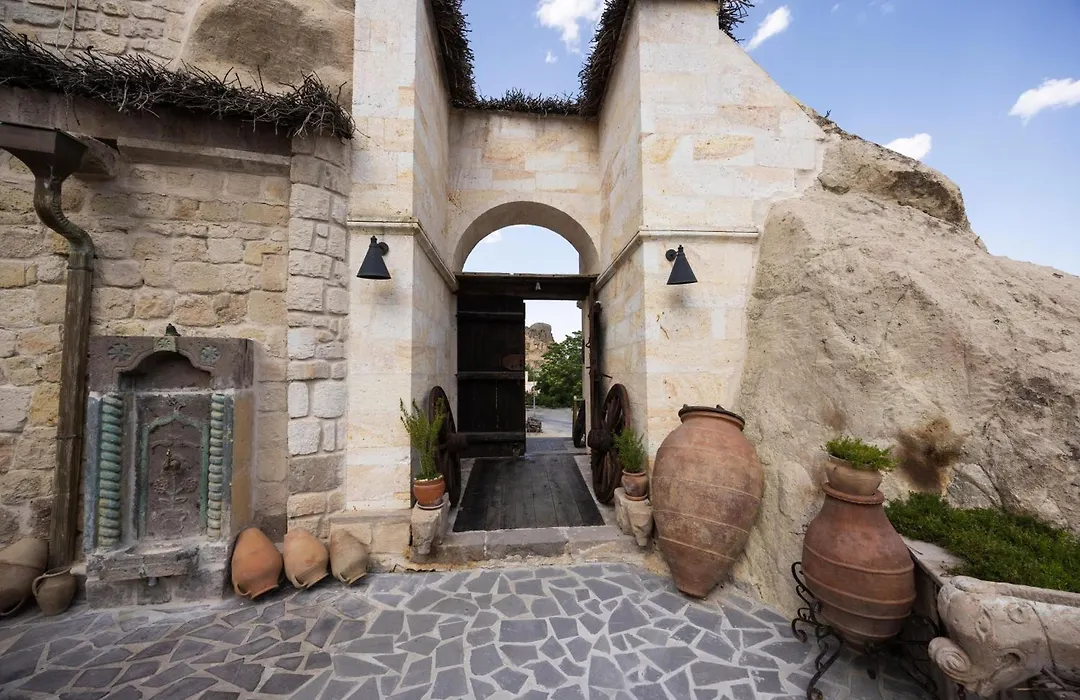Tafoni Houses Cave Hotel-1
