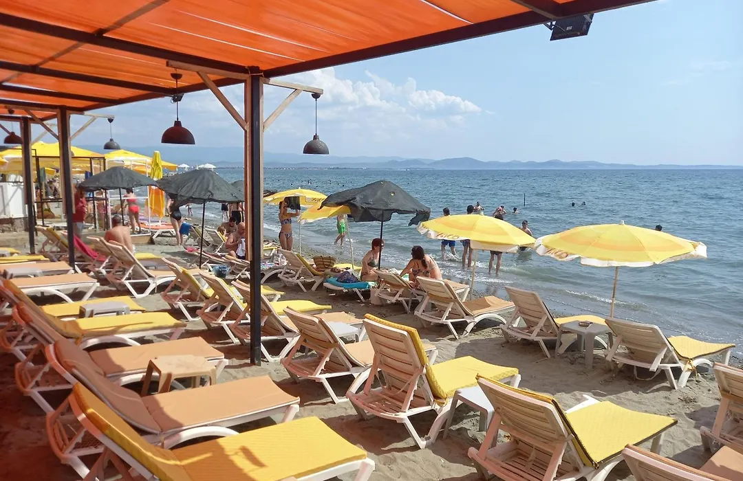 Paradise Hotel Akcay-1