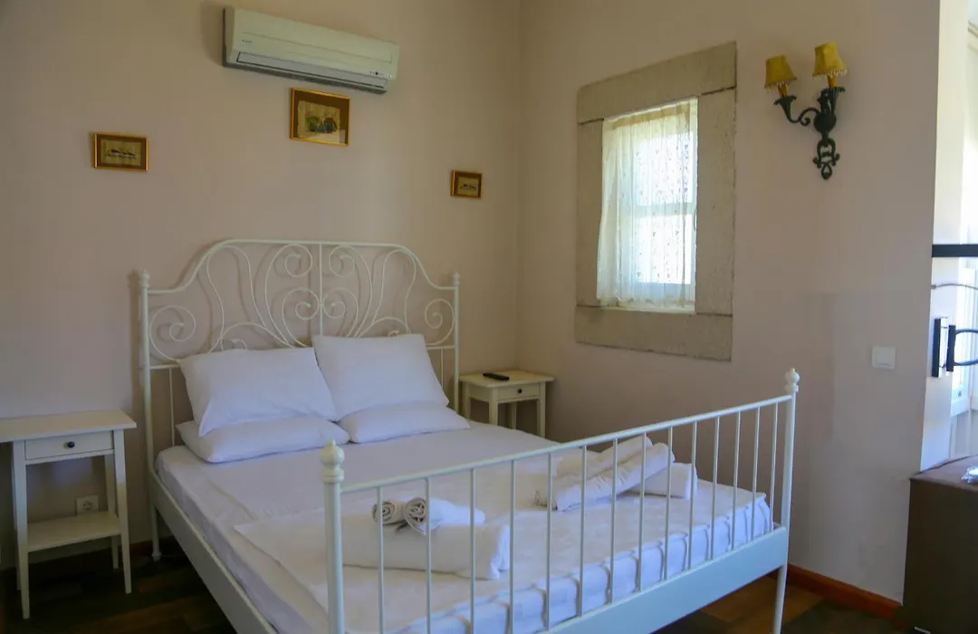 Rikas Boutique Otel-1