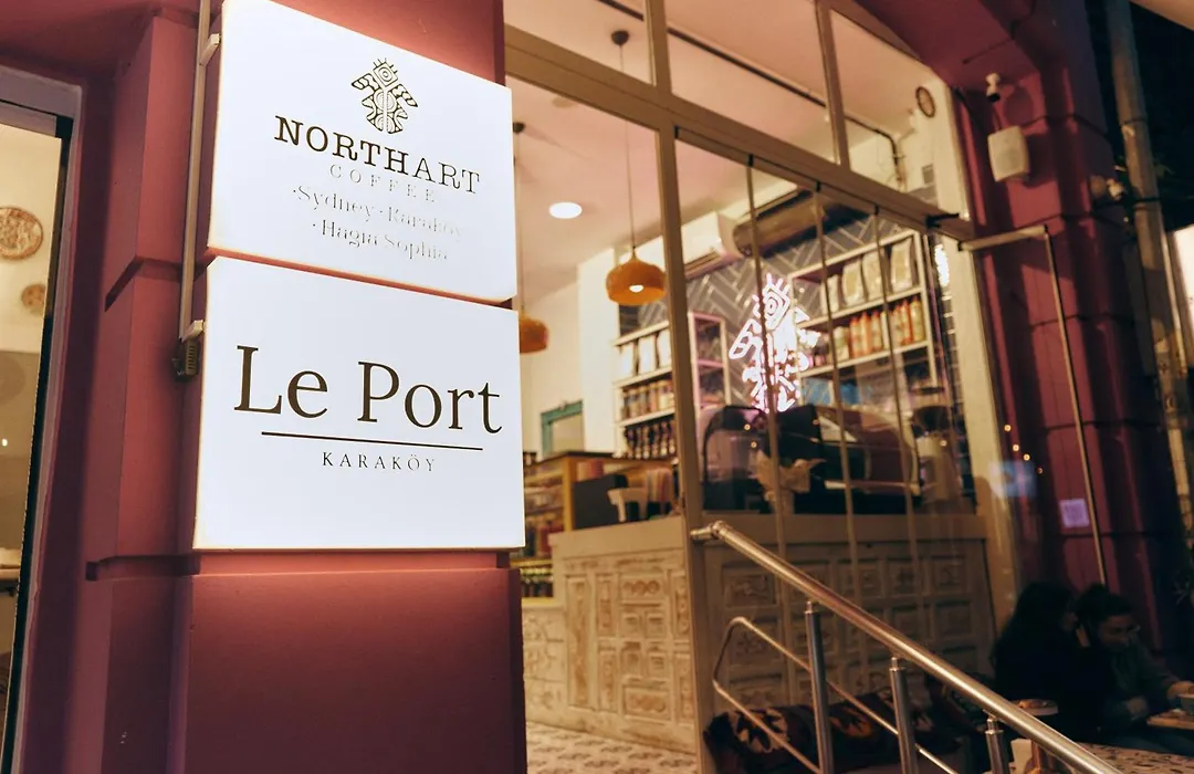 Le Port Karakoey-1
