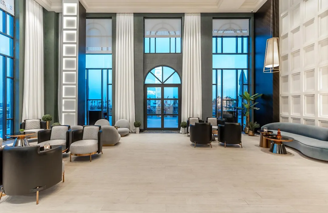 Serenity Queen Hotel-1