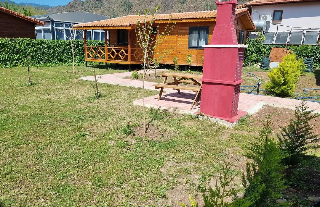 Ugur Pansiyon Bungalows-1