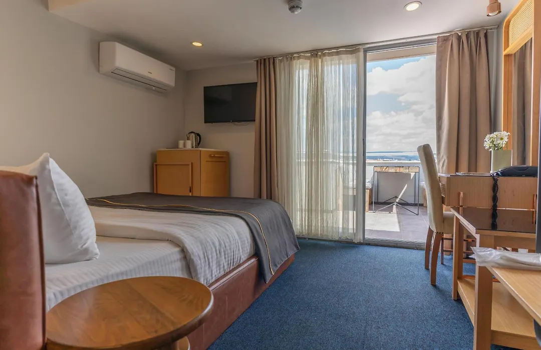 Viva La Vita Hotel-1