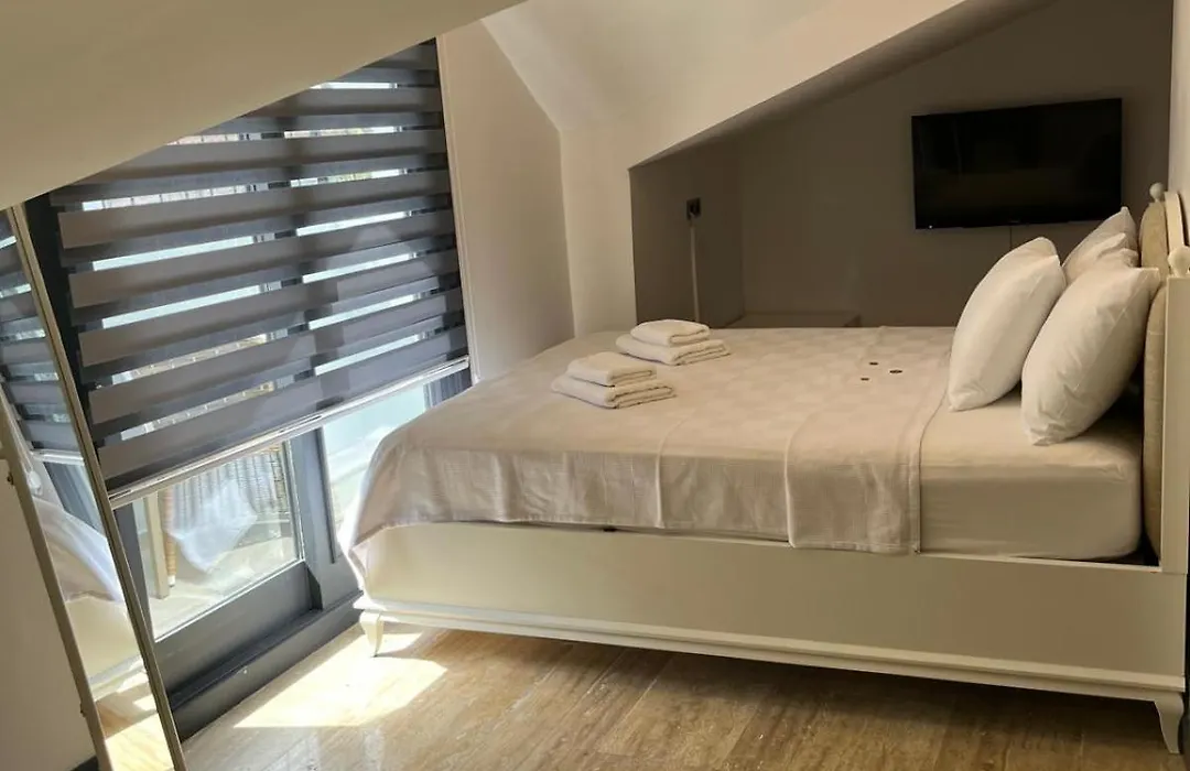Pitoresk Otel-1
