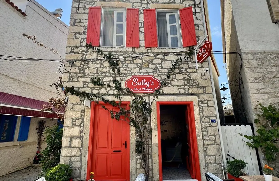 Sulty's Alaçatı Köyiçi-1