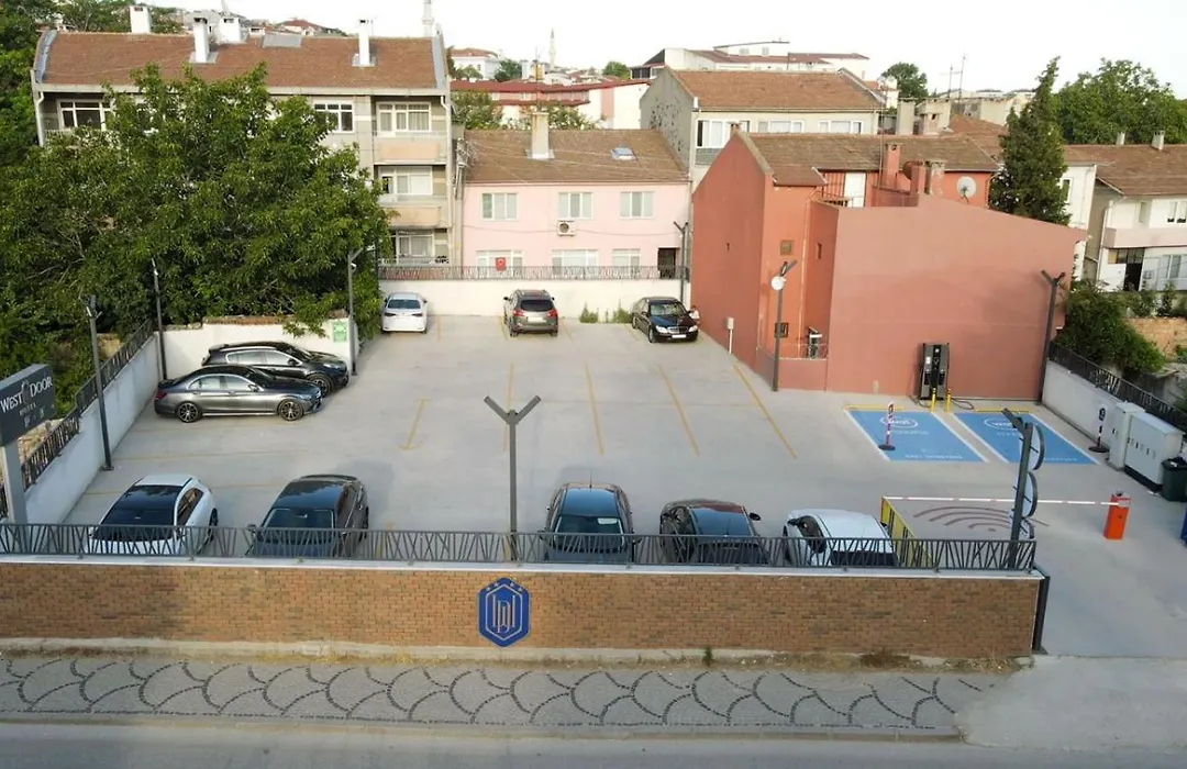 Westdoor Hotel-1
