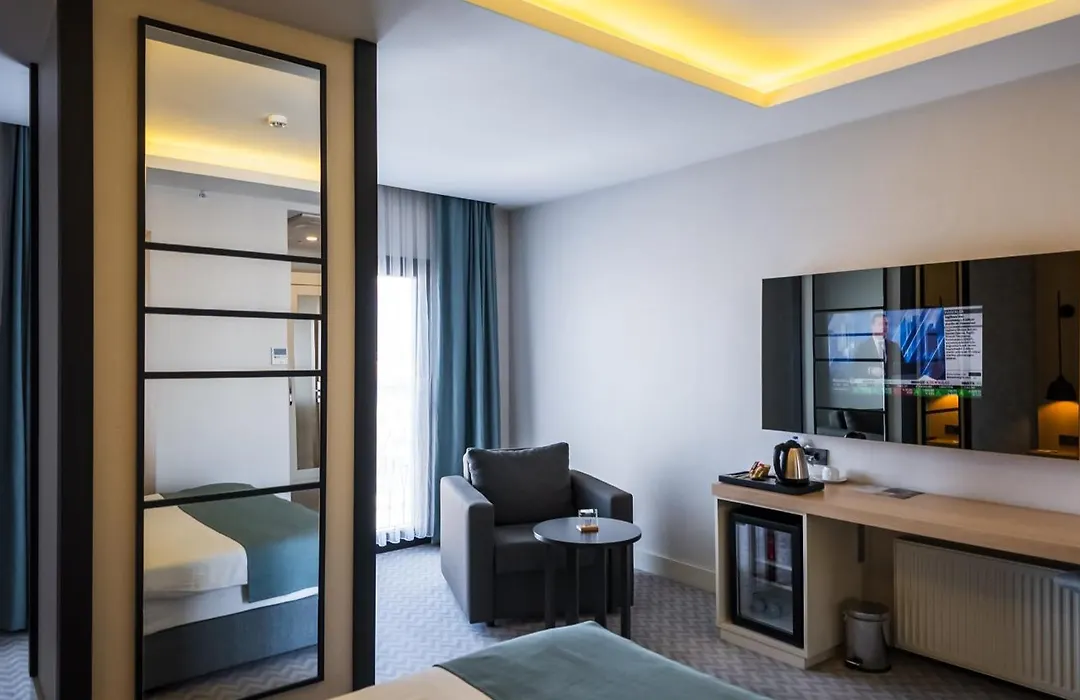 Angel'S Park Hotel-1