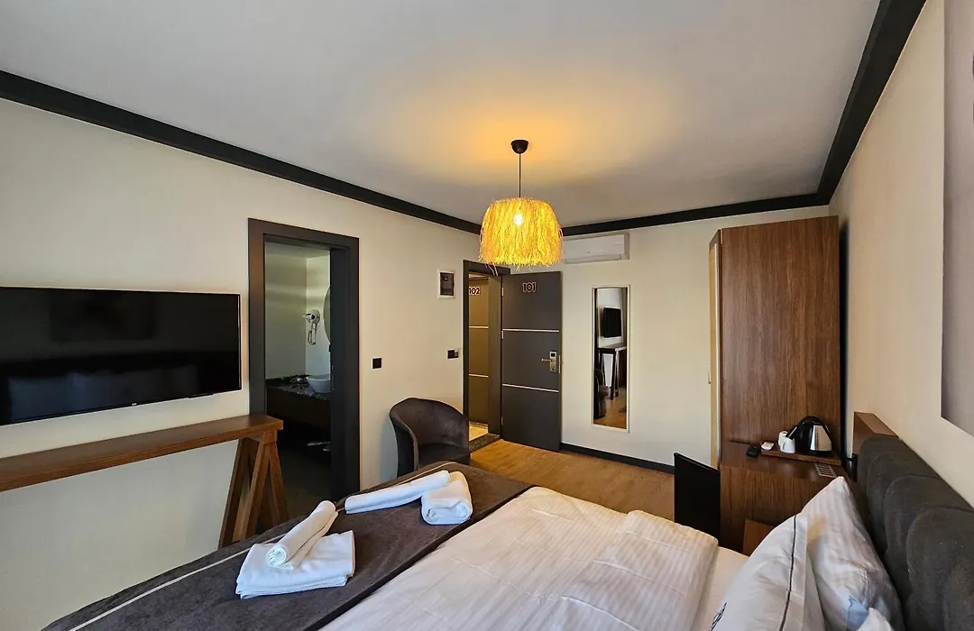 Er Turistik Otel-1