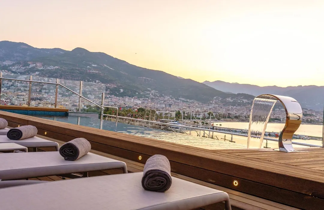 Numa Port Hotel-1
