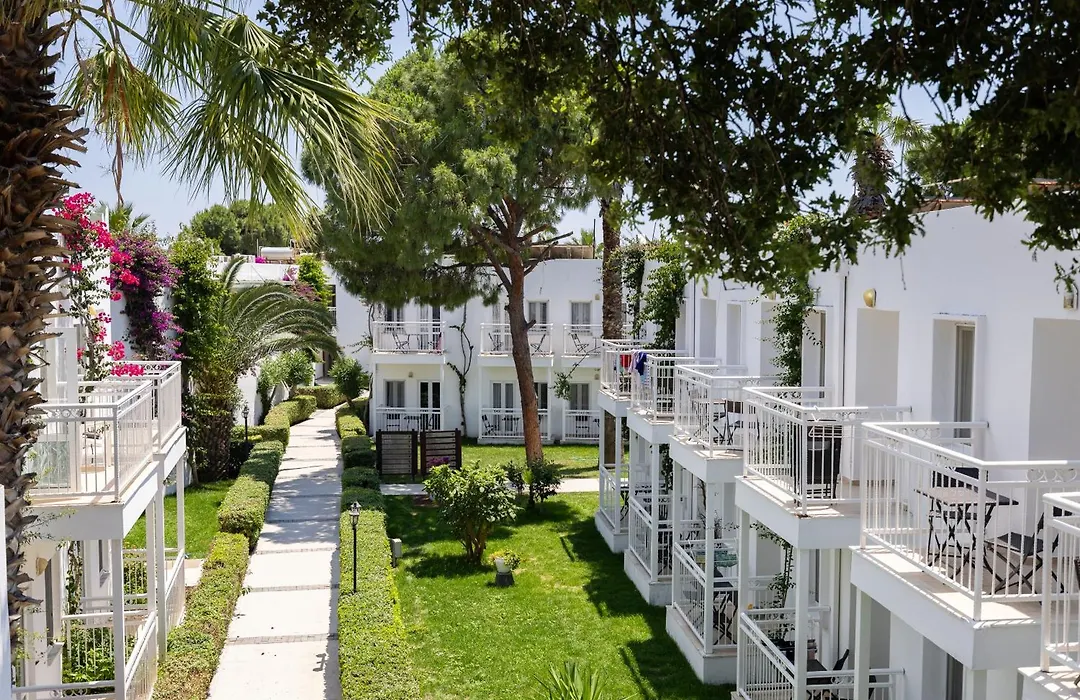 Petunya Beach Resort-1