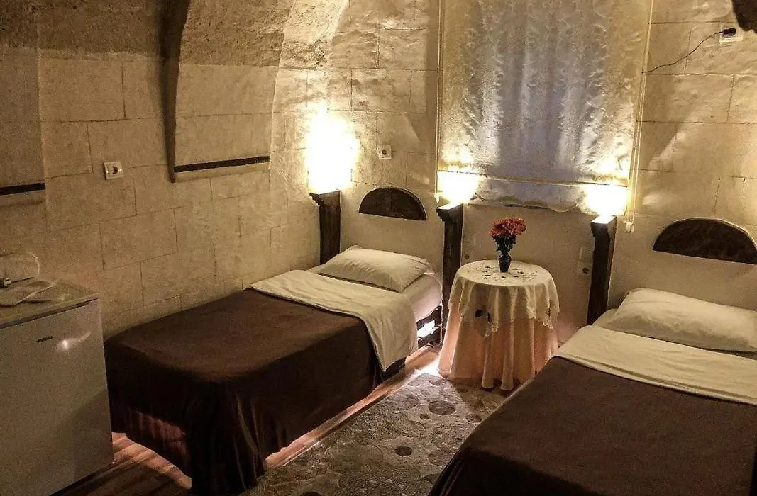 Vaveyla Cave Hotel-1