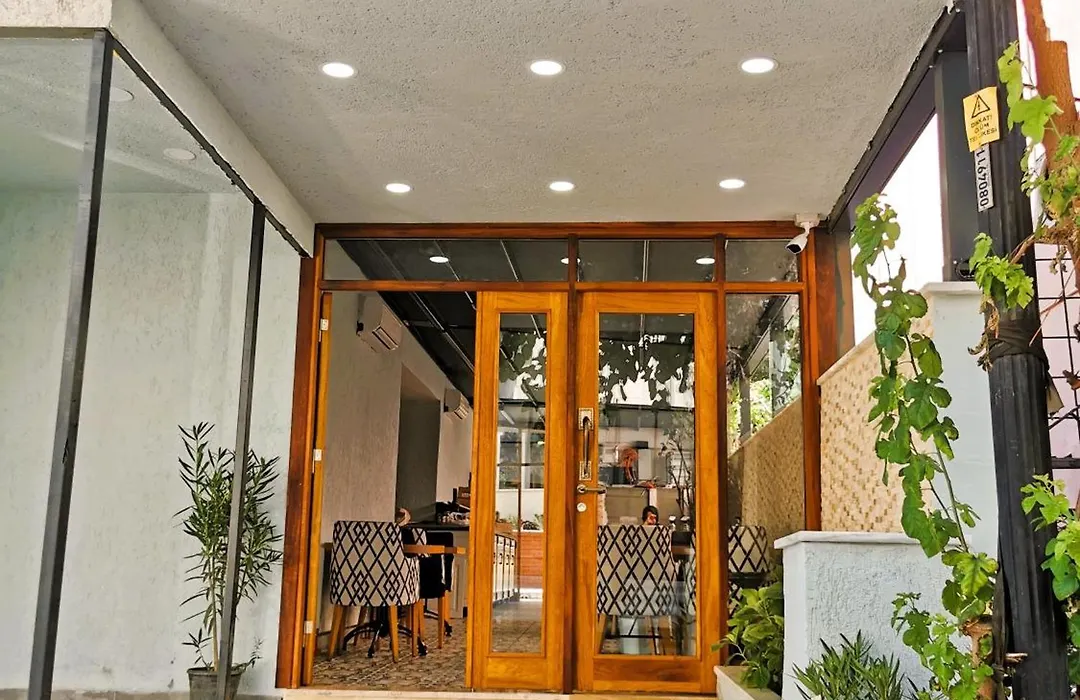 Luxx Garden Hotel-1
