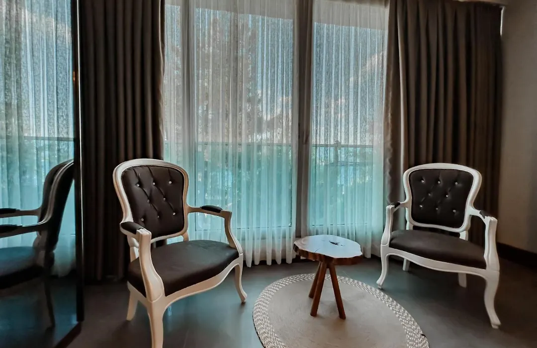 Ivy Sailing Resort Hotel-1