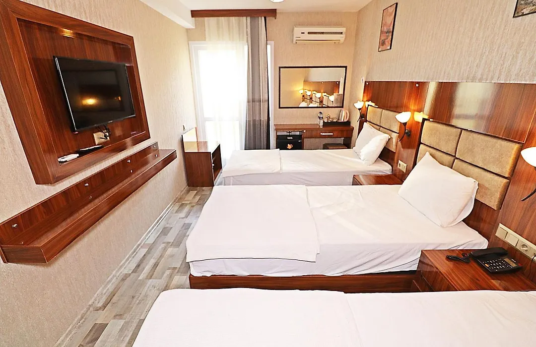 Marina Hotel-1