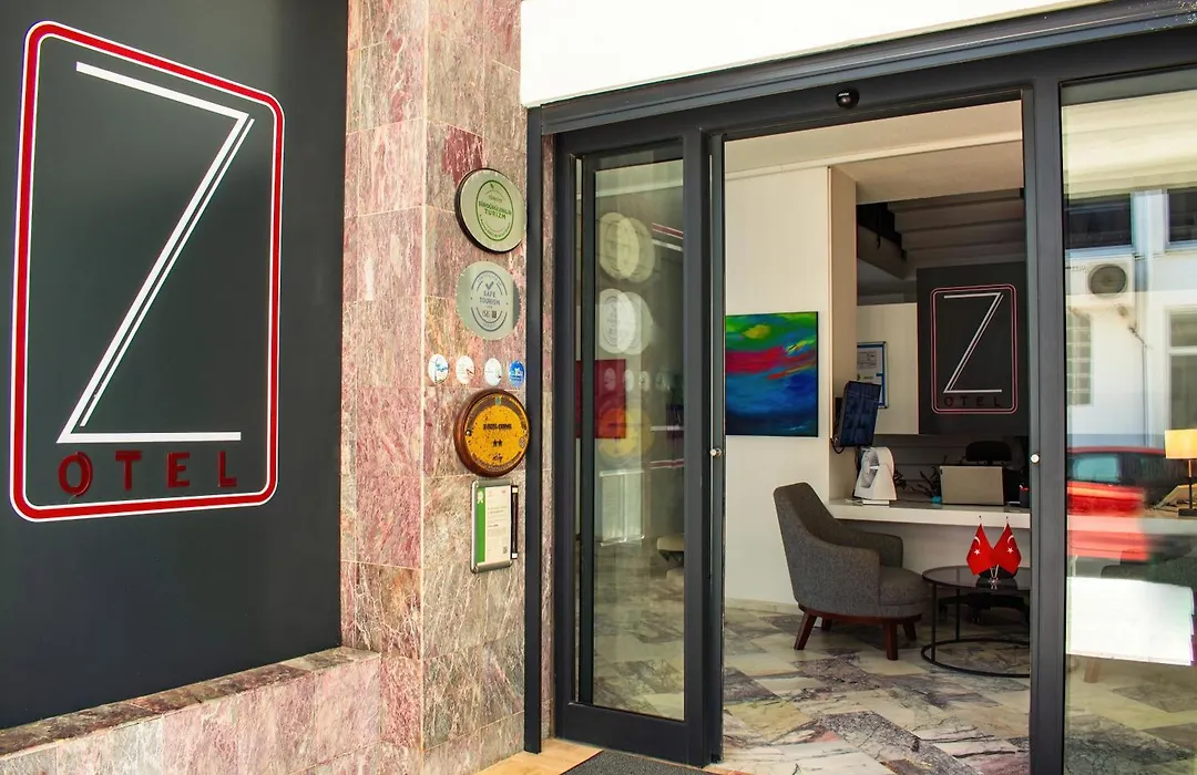 Z Otel-1