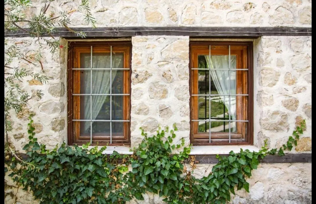 Kleo Cottages-1