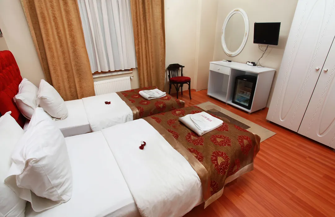 Star Hotel-1