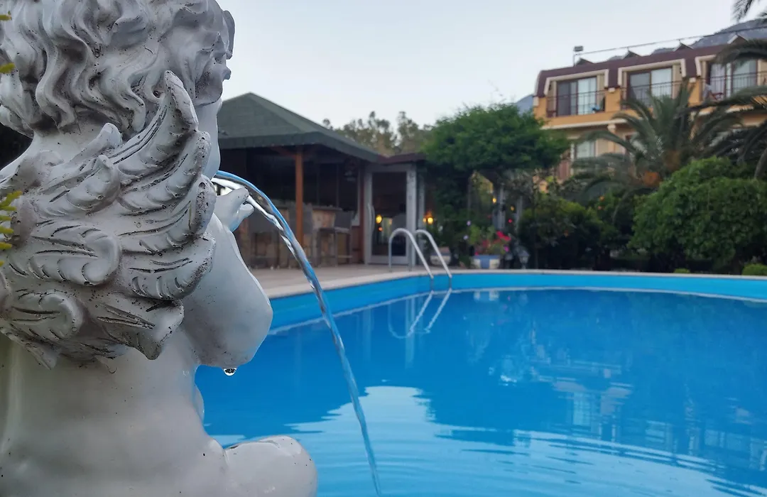 Papirus Hotel-1