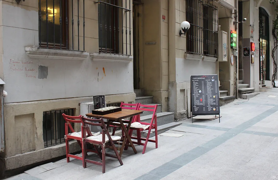 Chambers Of The Boheme-1
