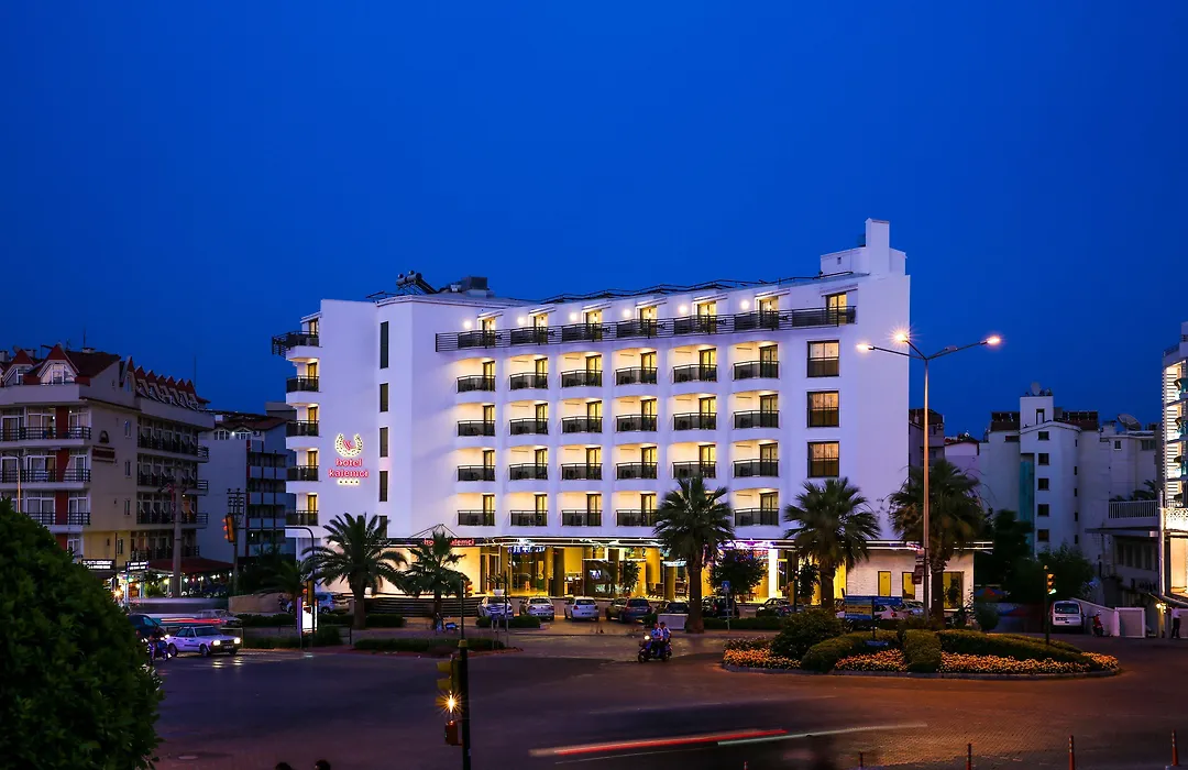 Lalila Blue Suites-1