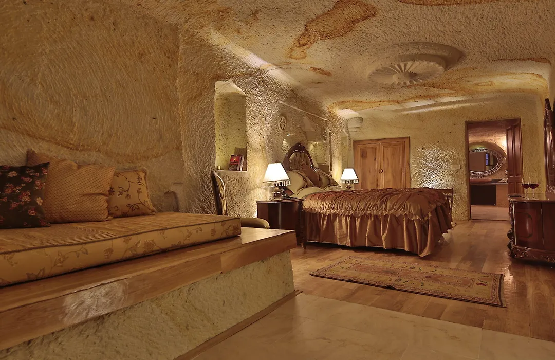 Golden Cave Suites-1