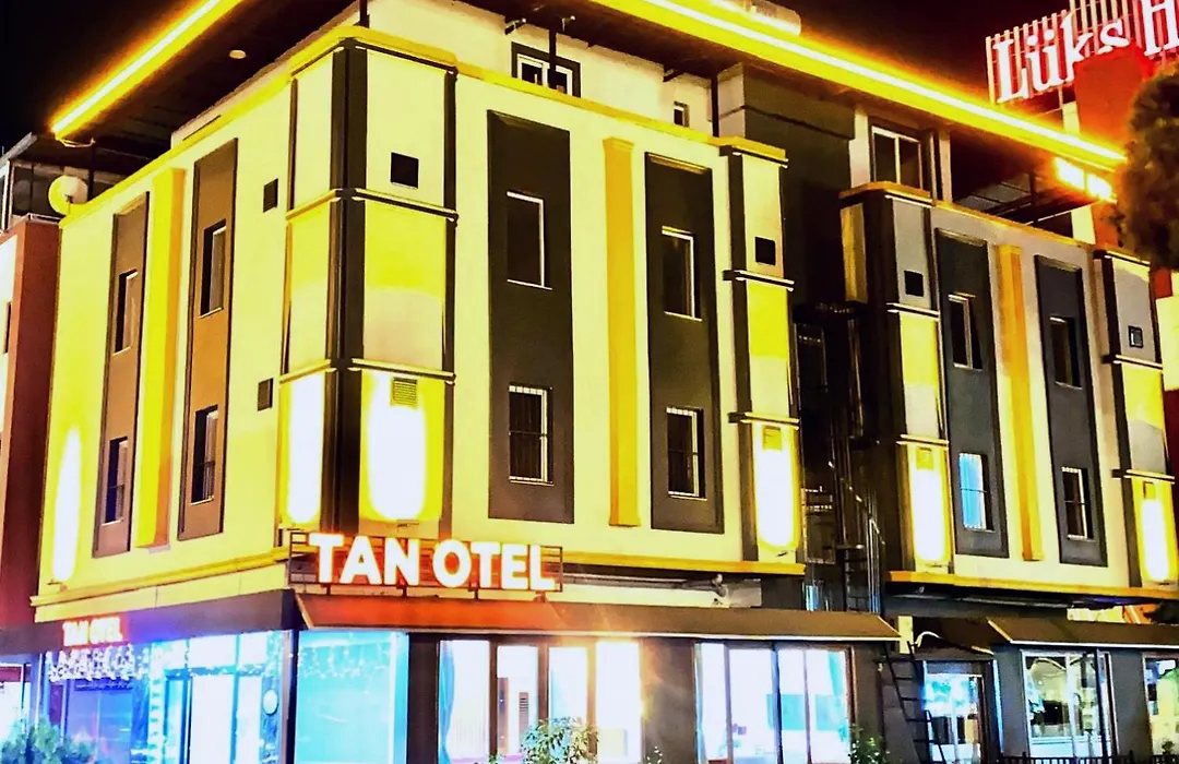 Tan Otel-1