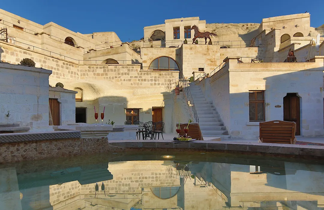 Phocas Cave Suites-1