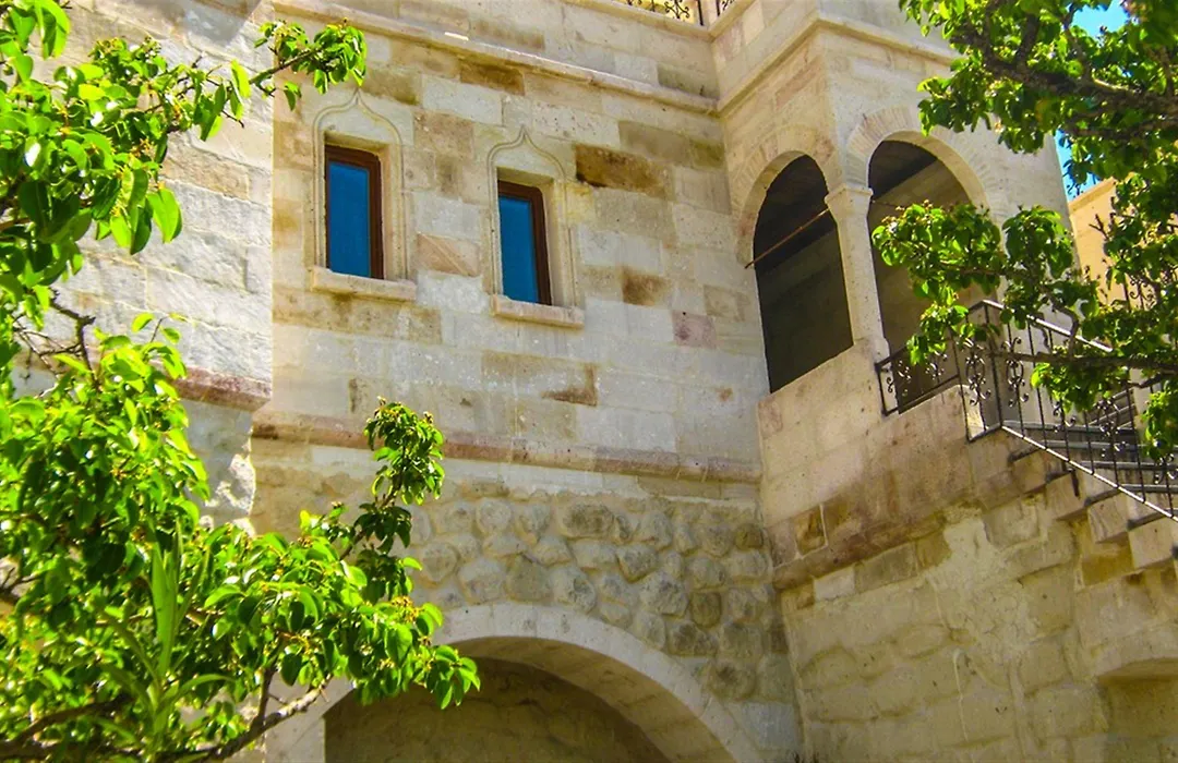 Elysee Cave House-1