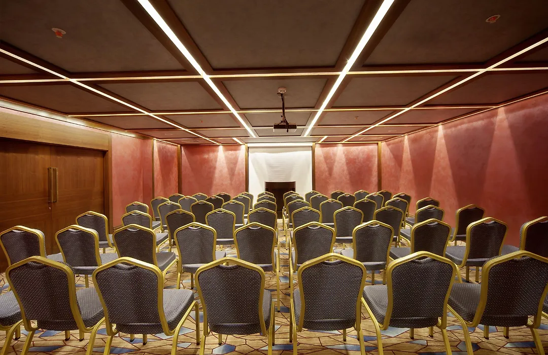 Grand Hotel De Pera-1