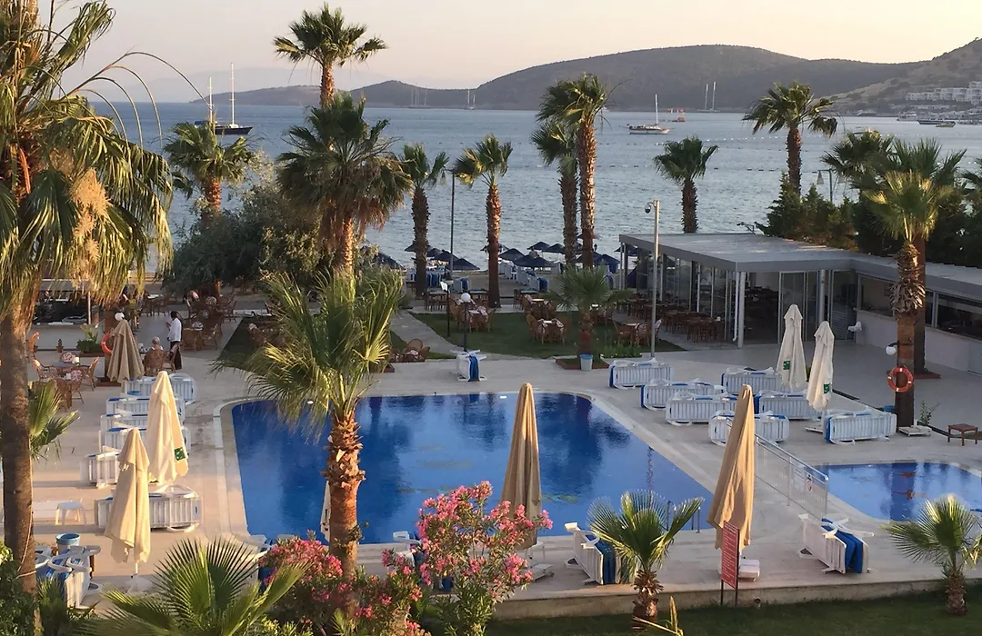Nagi Beach Hotel-1