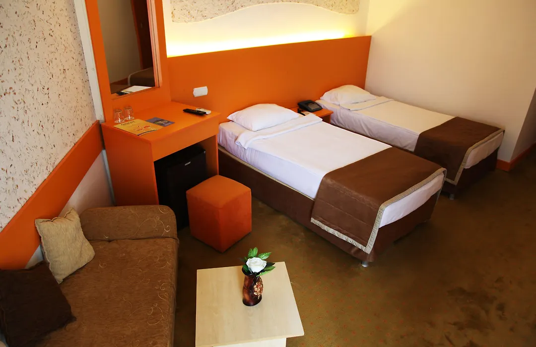Orient Resort Hotel-1