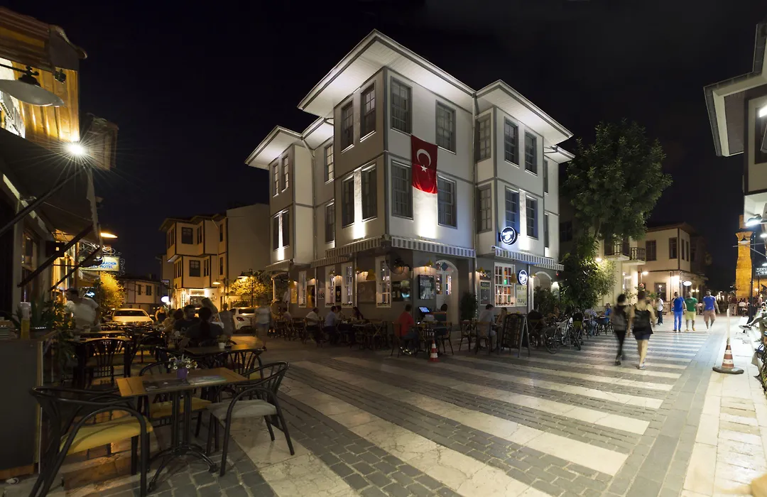Luna Boutique Hotel-1