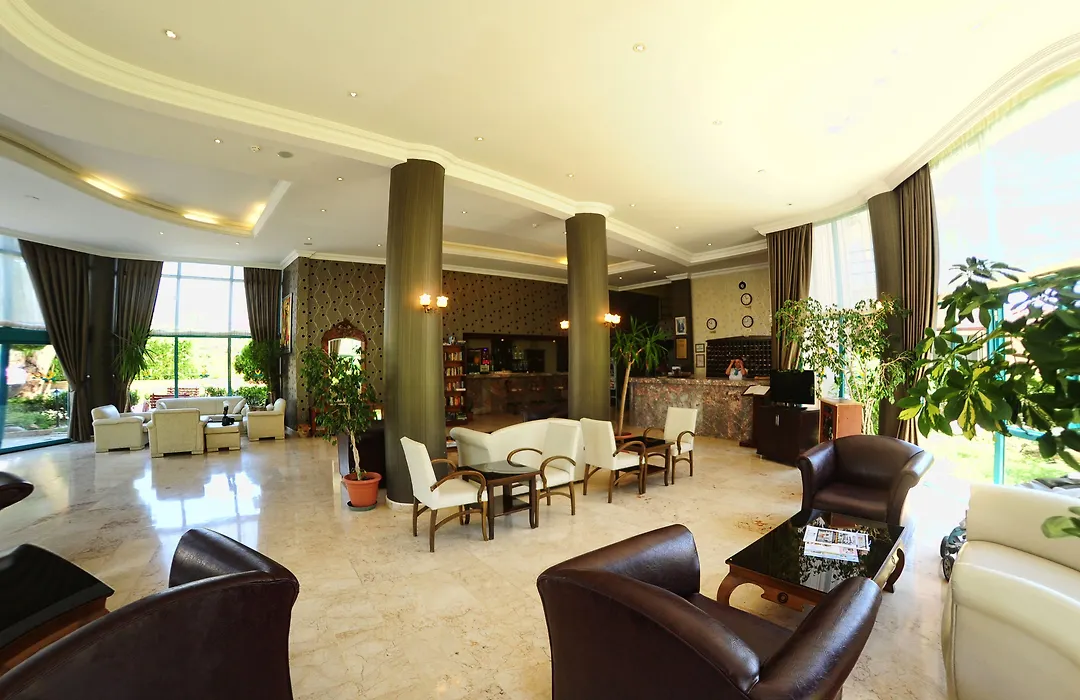 Grand Uysal-1