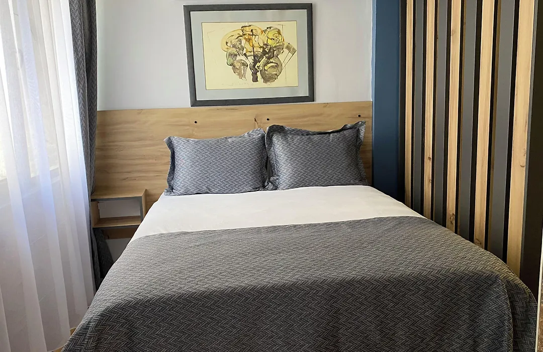 Konuk Otel-1
