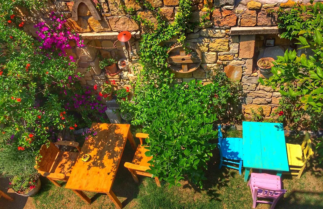 Parmis Boutique House-1