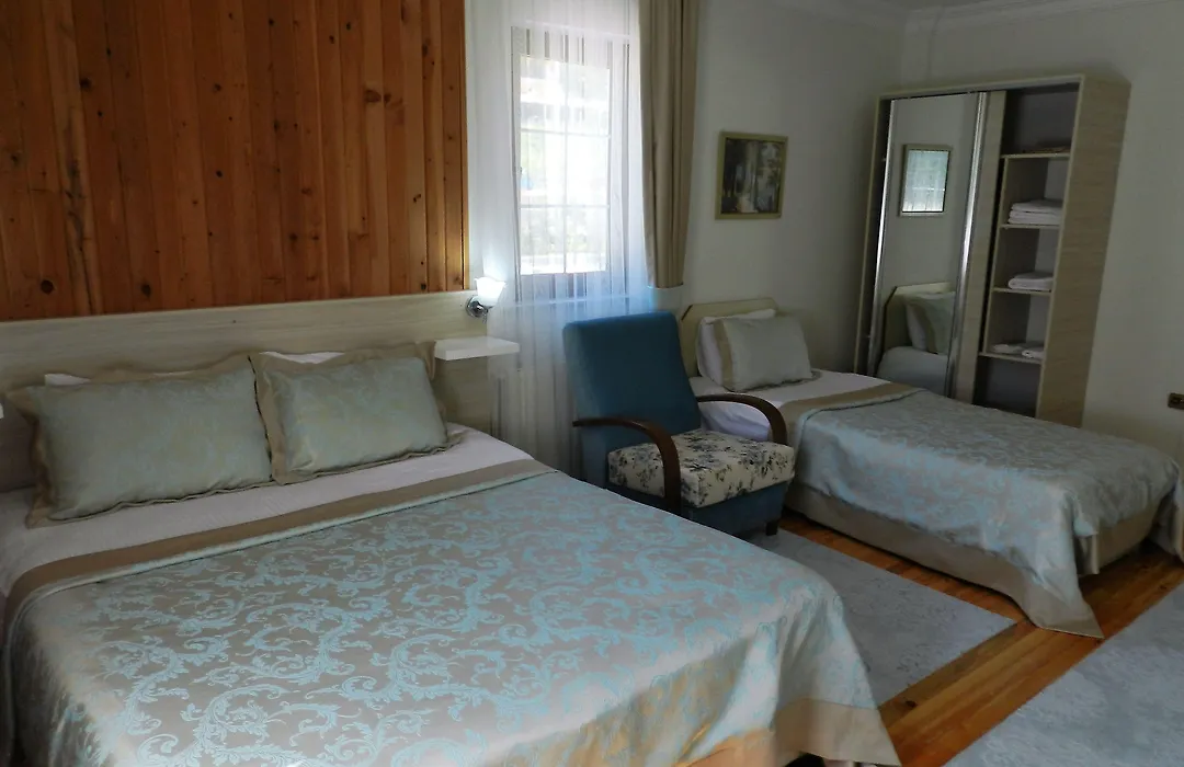 Abant Bahceli Koesk Otel & Bungalow-1