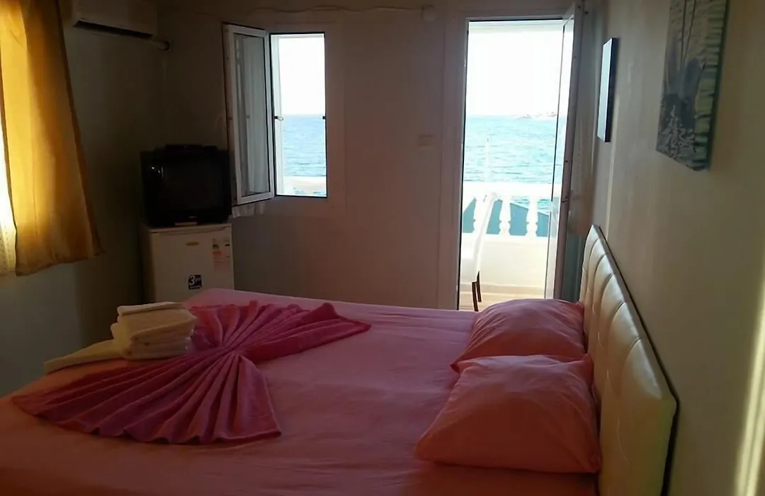 Yona Motel-1