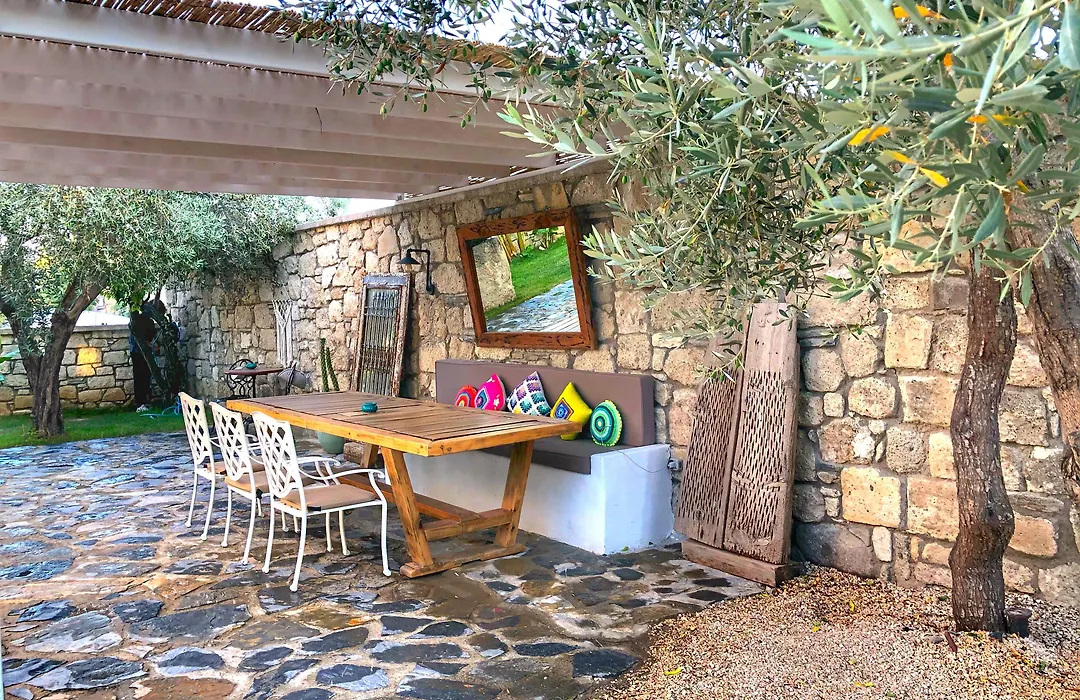 Temucin Hotel-1