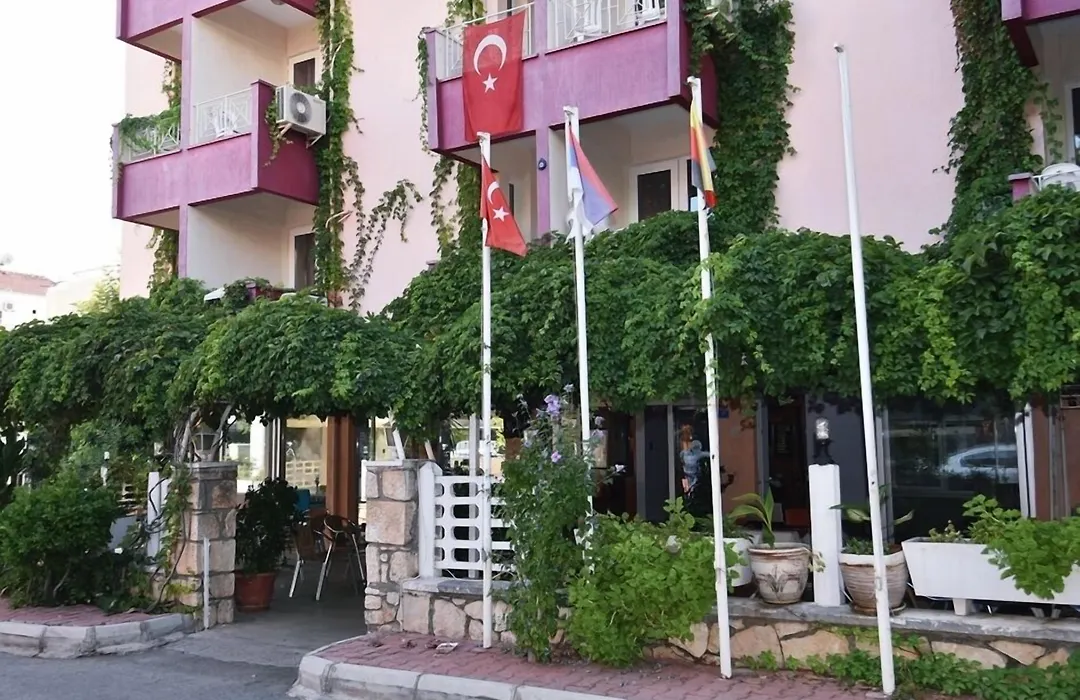 Uemit Hotel-1