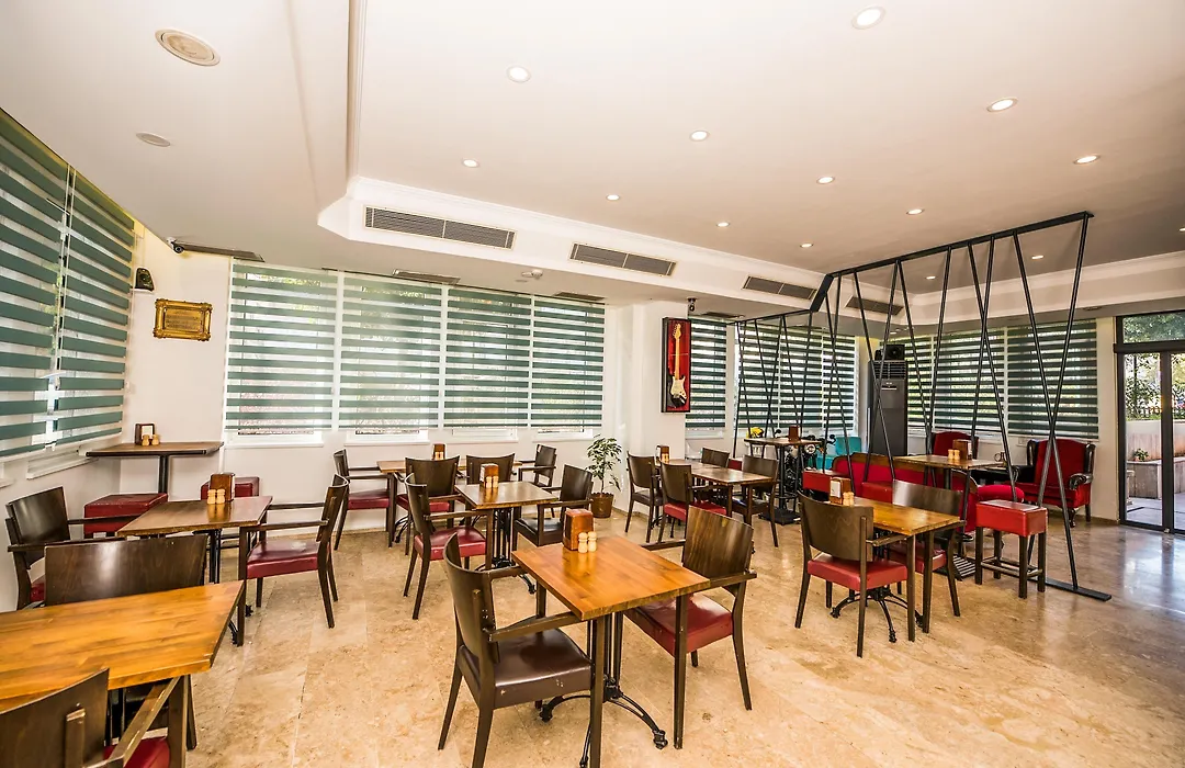 Mera Park Hotel-1