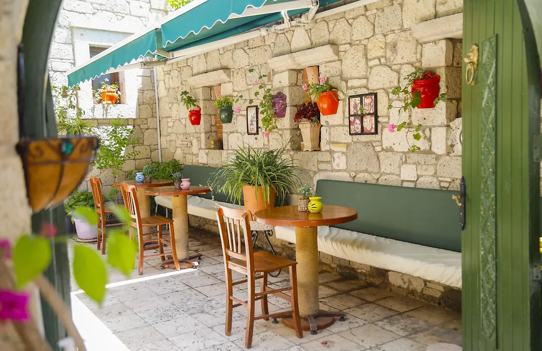 Apaz Alaçatı Hotel-1