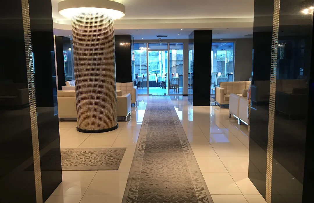 Pen Hotel-1